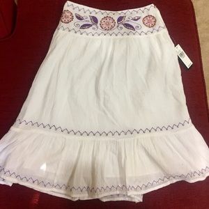 byergirl flare bottom skirt